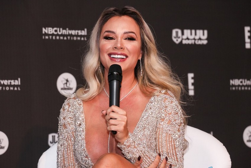 Juju Salimeni estreia como apresentadora de Reality Show